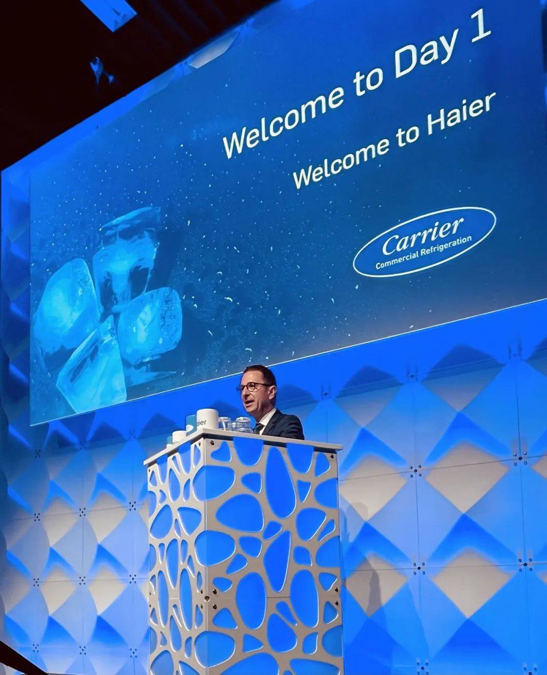 刚刚，海尔智家举行开利商用制冷欢迎仪式(图2)